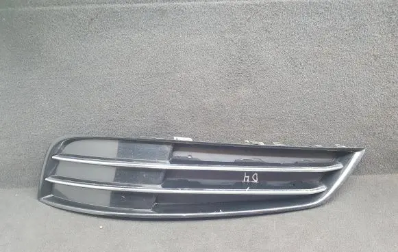 Audi A8 S8 D4 4H Front fog light trim/grill 4H0807679K 4H0807679L 4H0807151