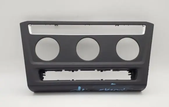 Volkswagen Touran II Climate control/heater control trim 5TC863041