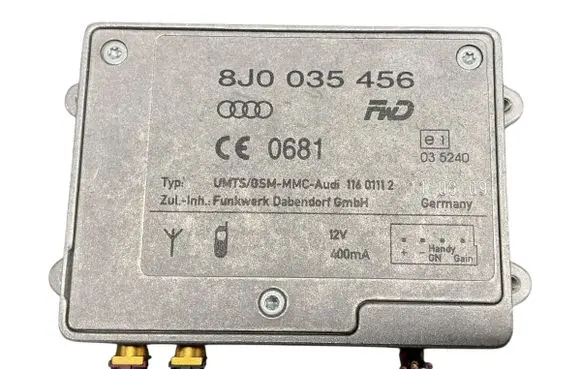 Audi A4 S4 B8 8K Aerial antenna amplifier 8J0035456
