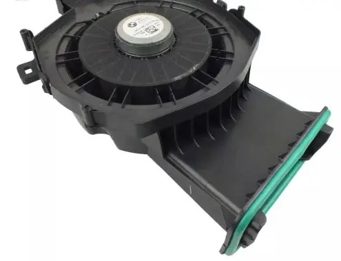 BMW X4 G02 Subwoofer speaker 6811918