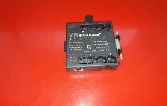 Mercedes-Benz C W204 Door control unit/module A2048207485 A2048208226 A2044421232