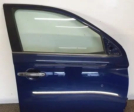 Mitsubishi Outlander Front door 5700B844