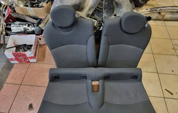 Mini One - Cooper Coupe R56 Second row seats 
