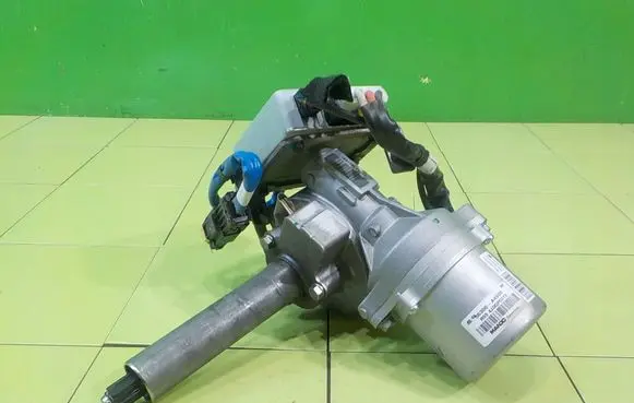 KIA Carens III Power steering pump 