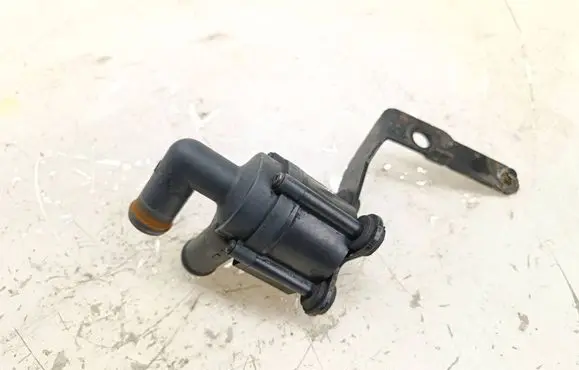 Volkswagen PASSAT CC Electric auxiliary coolant/water pump 5N0965561 701713080 11T1083377