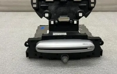 Mini One - Cooper R57 Radio/CD/DVD/GPS head unit 3455681 65123455681