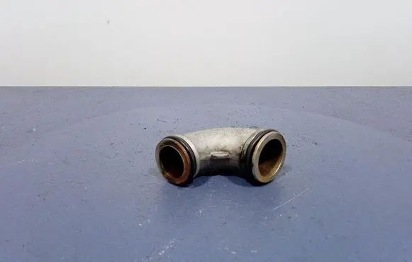BMW X5 E53 Air intake hose/pipe 8582267