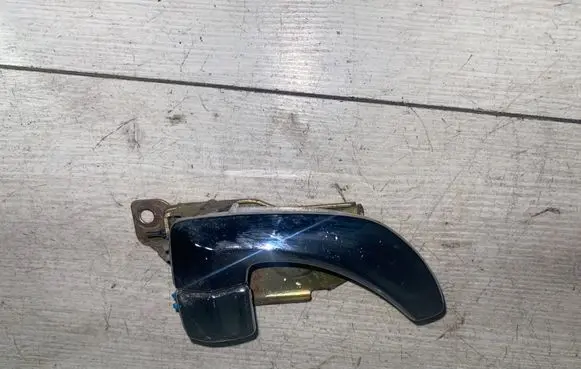 KIA Sorento Rear door interior handle