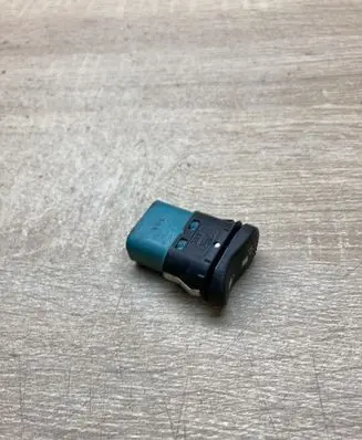Ford Focus Central locking switch button 98AG14B076AC