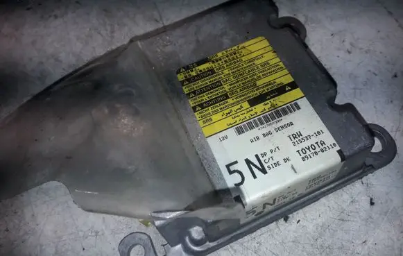 Toyota Auris 150 Airbag control unit/module 8917002110