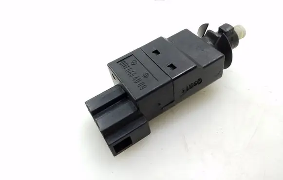 Mercedes-Benz E W211 Brake pedal sensor switch A0015454009