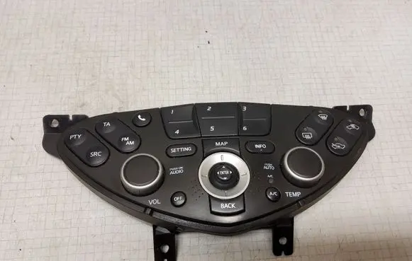 Nissan Primera Climate control unit 28395AV611 30422459H