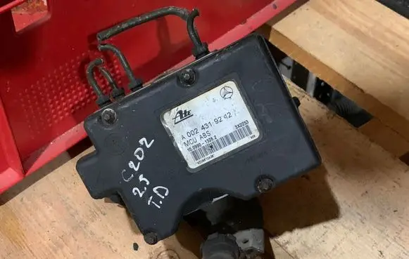 Mercedes-Benz C W202 ABS Pump A0024319212 10099013262 0024319212