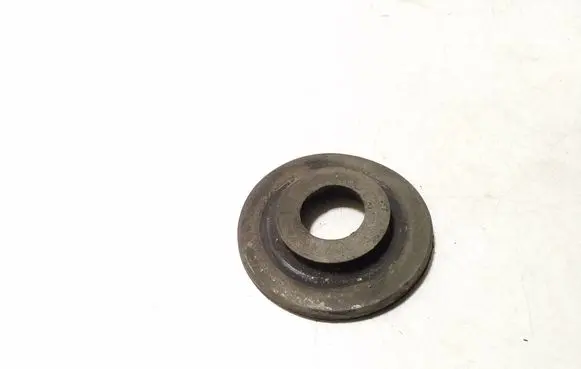 Volkswagen Golf Plus Rear coil spring rubber mount 