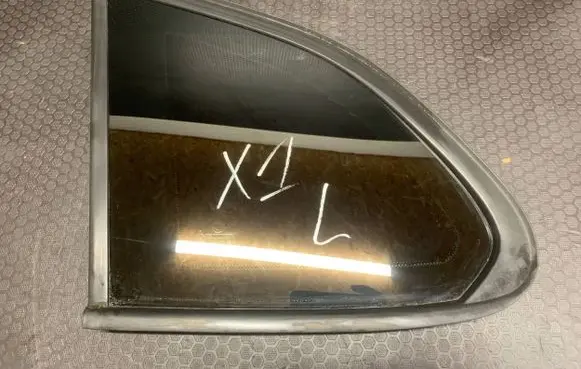 BMW X1 E84 Rear side window 43R006723 E000255 DOT248066AS3