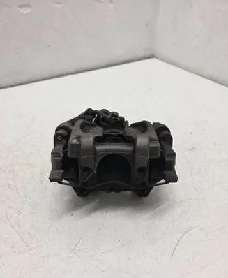 Volkswagen Golf Sportsvan Rear brake caliper