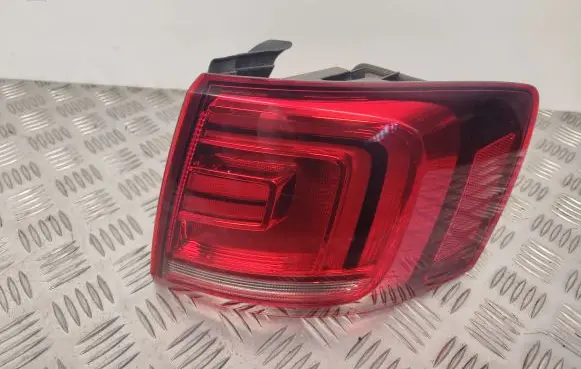 Volkswagen Jetta VI Rear/tail lights 5C6945208A