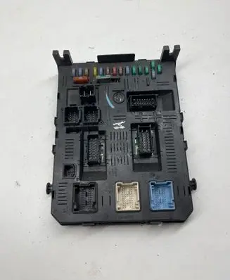Citroen C4 I Comfort/convenience module 21676031 281197363A 281197298A