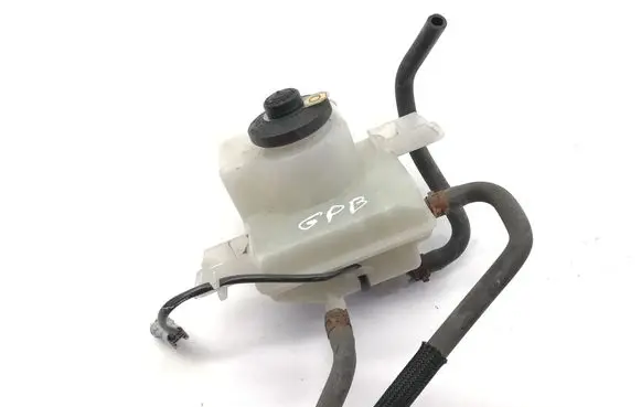 Brake fluid reservoir