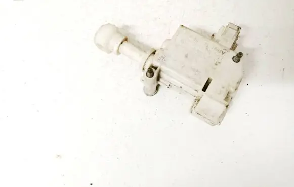 Volkswagen Golf V Central locking motor 