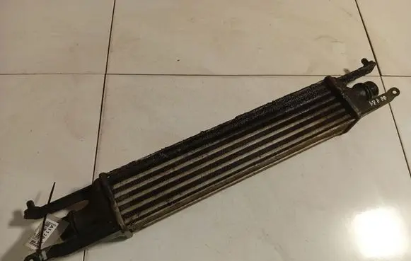 Opel Corsa D Intercooler radiator 