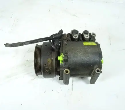 Mitsubishi Colt Air conditioning (A/C) compressor (pump) AKC201A203A