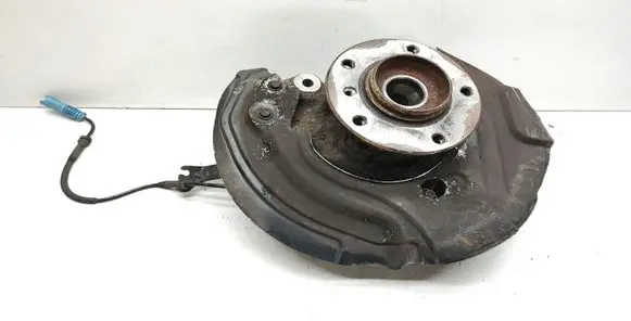 Front wheel hub spindle knuckle