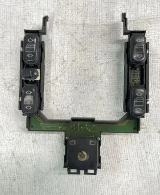 Mercedes-Benz E W210 Electric window control switch 2108200110 03750000