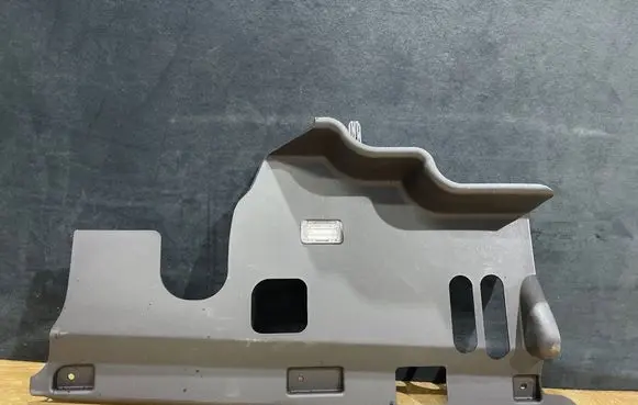 Land Rover Discovery 5 Dashboard lower bottom trim panel HY32046B00AB 38134800