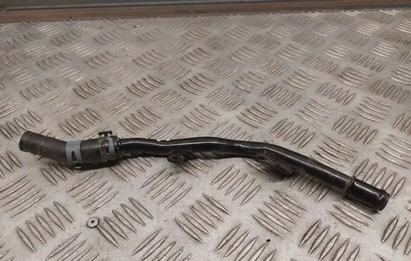 Audi Q3 F3 Engine coolant pipe/hose 06K121085M