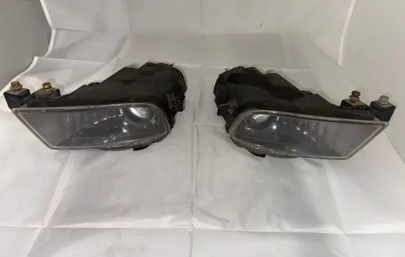 Lexus IS 200-300 Front fog light 8121153220 8122153220