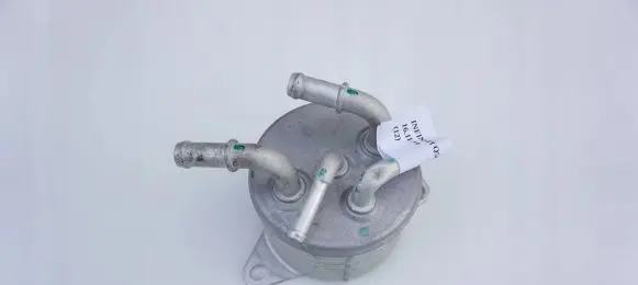 Infiniti Q50 Engine oil radiator 