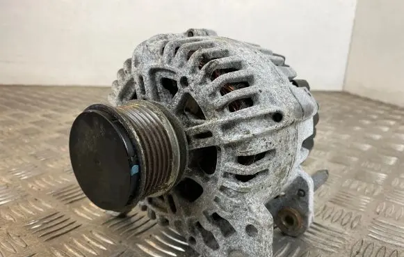 Skoda Roomster (5J) Generator/alternator 06F903023E 313050836 C542730J
