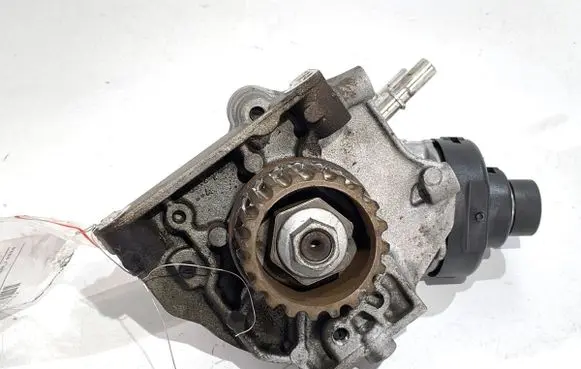 Renault Megane IV Fuel injection high pressure pump 167003606R