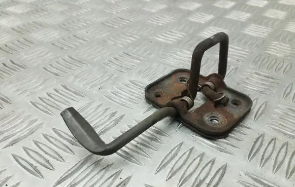 Seat Ibiza IV (6J,6P) Engine bonnet/hood lock/latch loop/hook 6J0823186