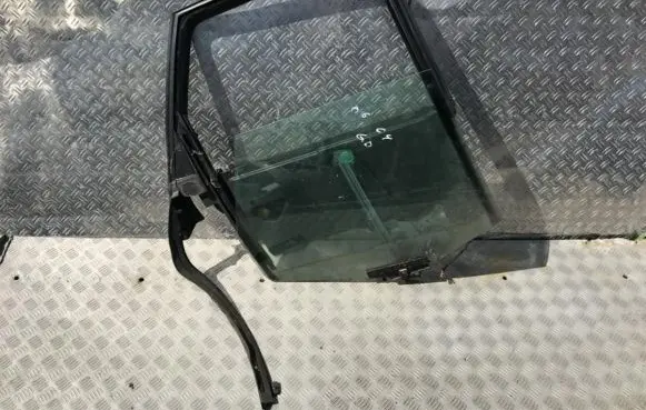 Audi A6 S6 C4 4A Rear door window/glass frame 