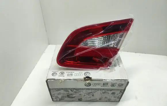 Skoda Superb B6 (3T) Tailgate rear/tail lights 3TD945094