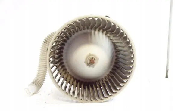 Mazda 323 F Heater fan/blower