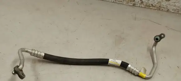 KIA Sportage Air conditioning (A/C) pipe/hose 97762D7800
