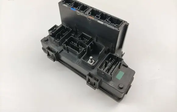 Jeep Compass Fuse module P04692341AD