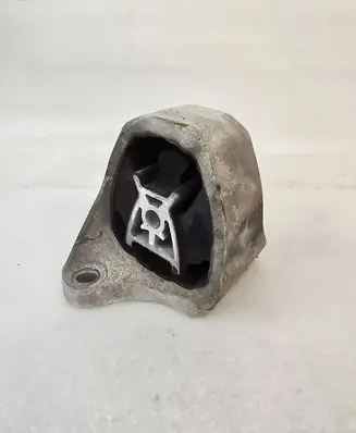 Engine mount bracket