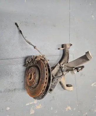 Mercedes-Benz ML W166 Front wheel hub spindle knuckle A1663301020 A1663300207 A1665400105