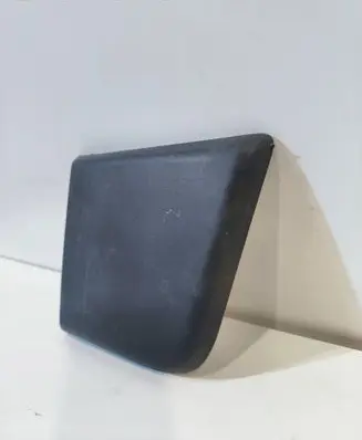 Rear fender molding trim