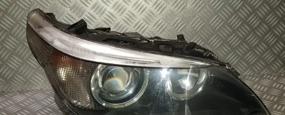 BMW 5 E60 E61 Headlight/headlamp 7165572