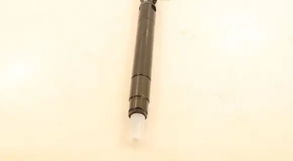 Peugeot 508 Fuel injector 9686191080