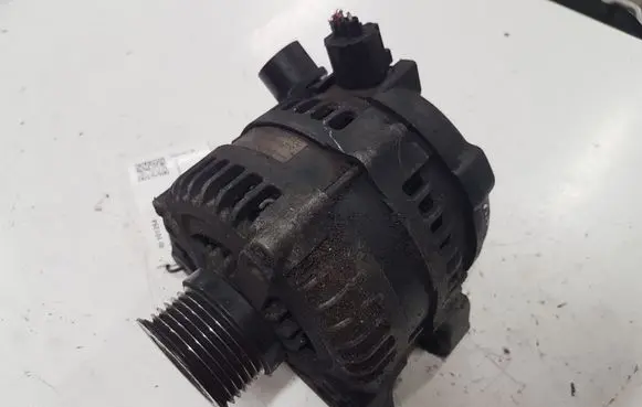 Volvo XC90 Generator/alternator 30667787 0124525060 692