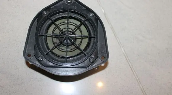 Audi A8 S8 D2 4D Front door speaker 4D0035411A