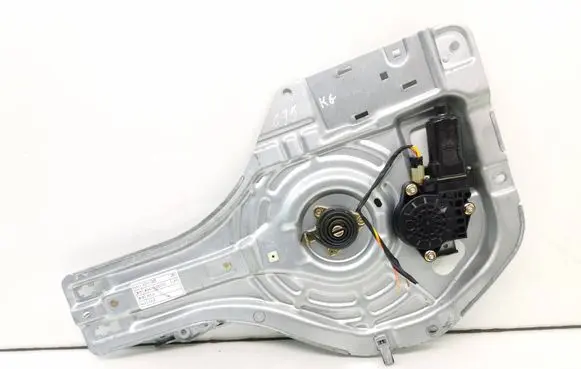 Hyundai Tucson JM Rear door window regulator with motor 834702E010