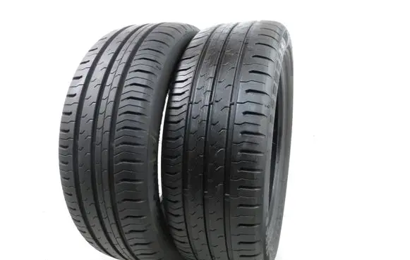 Volkswagen Golf V R16 summer tire 