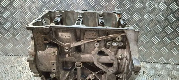 Opel Astra K Engine block S27635898 55512999 LIH